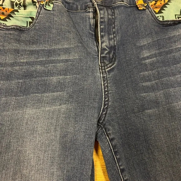 Ranch Dressn Flare jeans with Southwestern Print Accents Size 14 - Picture 6 of 16